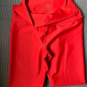 Alo High-Waist Red Active Leggings